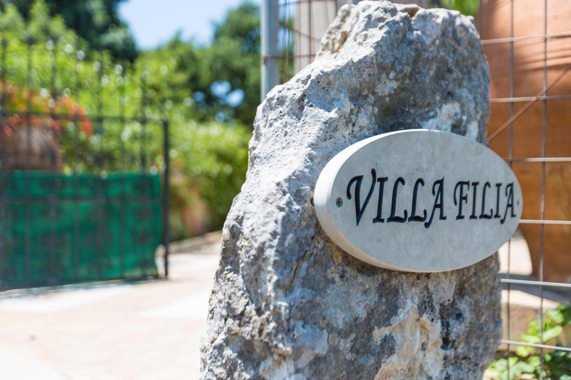 Villa Filia In Prines Buitenkant foto